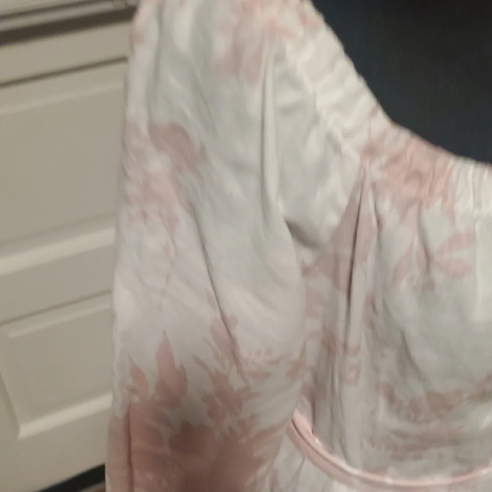 Saks Fifth Avenue Elegant Pink Floral Women's Dress - Picture 6 of 10